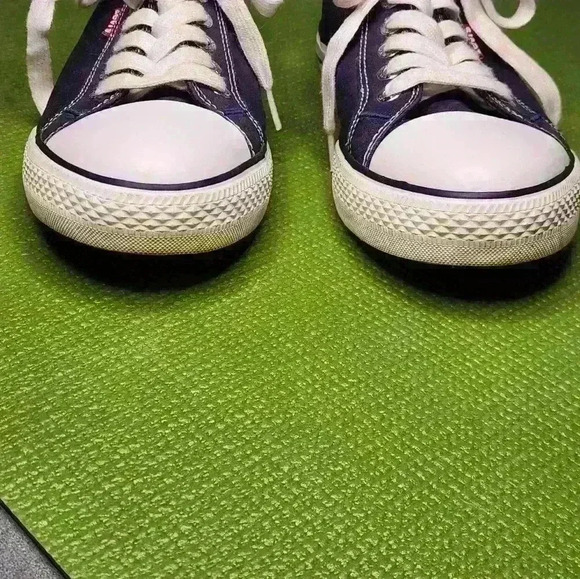 Men's Levi's Strauss navy blue canvas,lace-up, casual  tennisshoe size 9.5 nice - Picture 9 of 16